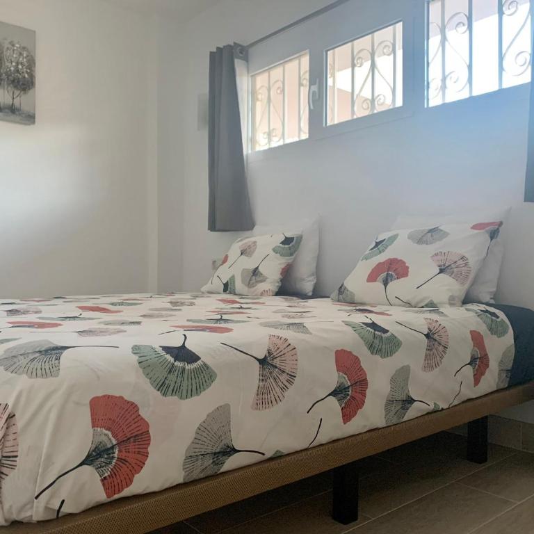 Calm, Cosy and Bright apartment renovated in playa del ingles- WiFi free - One-Bedroom Apartment - 29