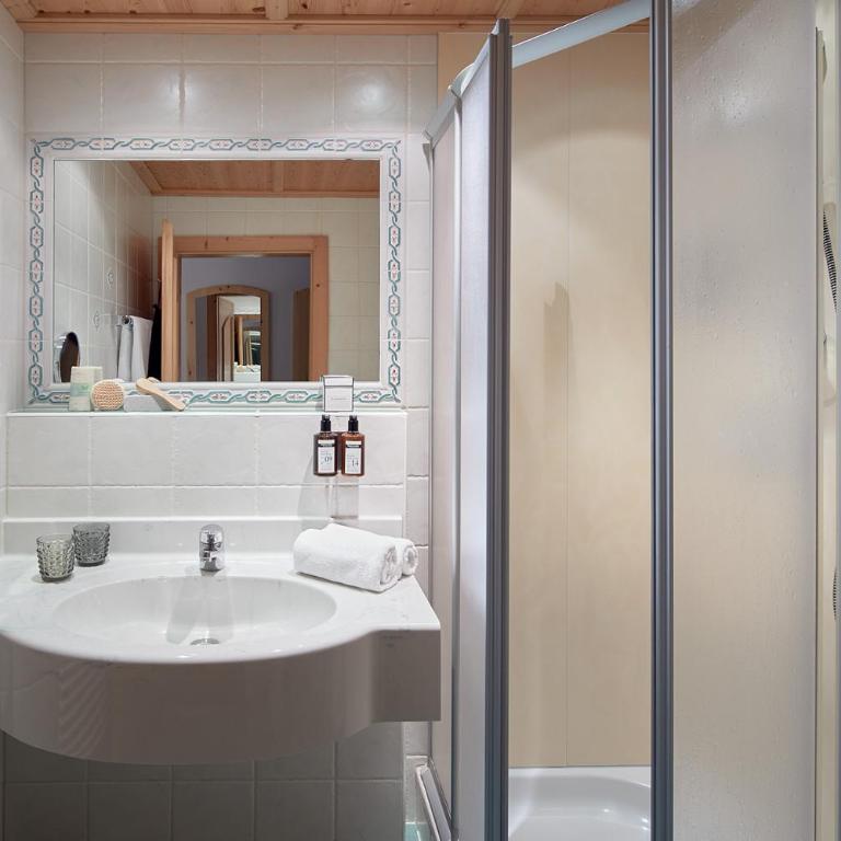 Hotel Central - das kleine Boutique Hotel am Achensee - Doppelzimmer mit Balkon - 1