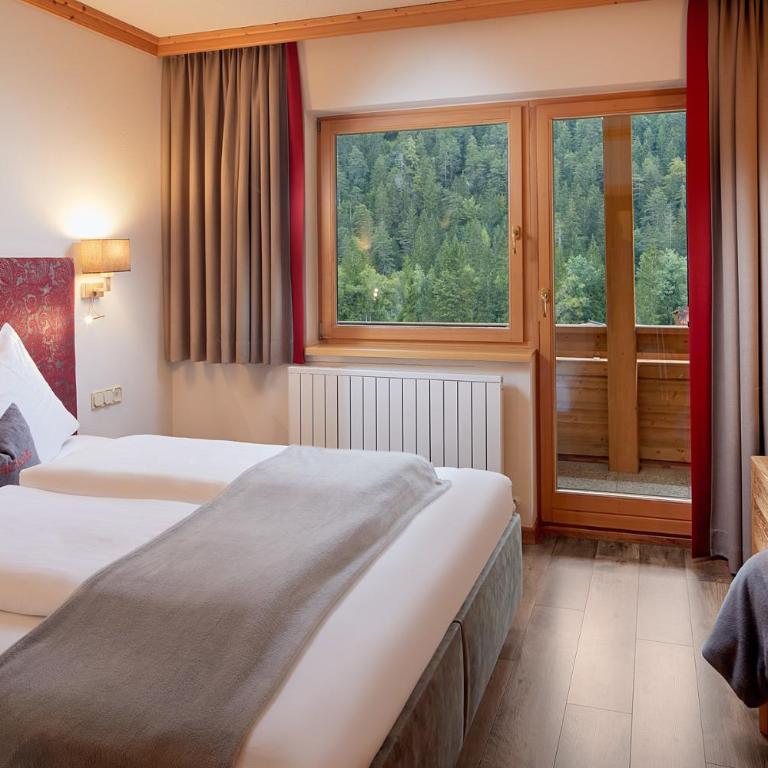 Hotel Central - das kleine Boutique Hotel am Achensee - Junior Suite mit Balkon - 17