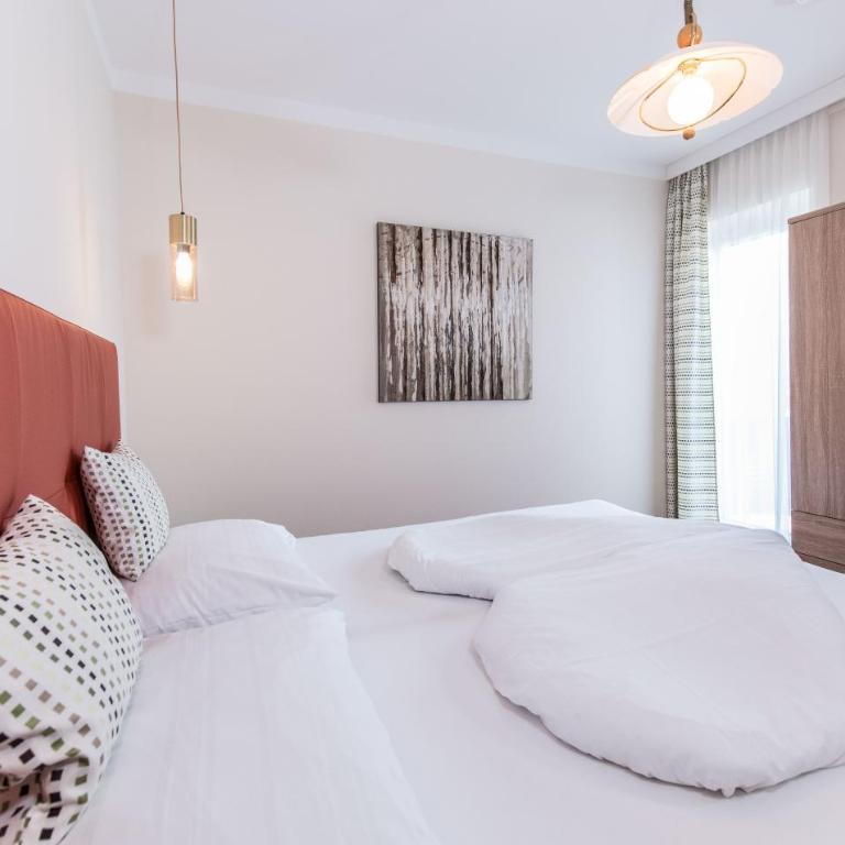 Hotel Garni ELISABETH - Suite mit Balkon - 2