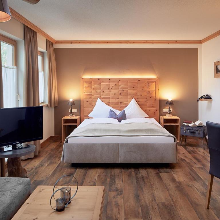 Hotel Central - das kleine Boutique Hotel am Achensee - Comfort Doppelzimmer mit Balkon - 4