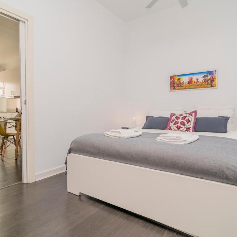 Stylish Apartment in the Center of Madrid - One-Bedroom Apartment - 10