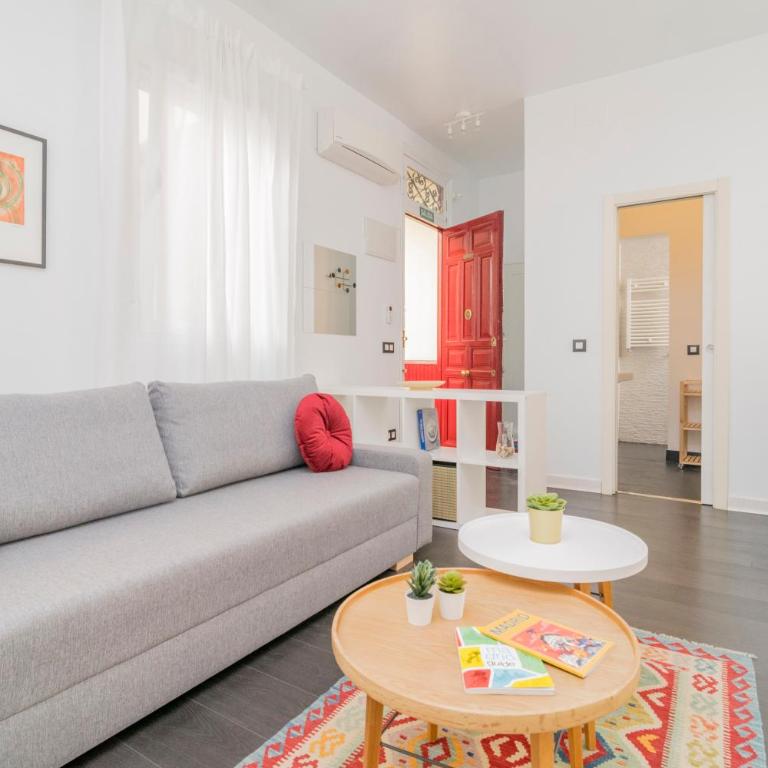Stylish Apartment in the Center of Madrid - One-Bedroom Apartment - 2