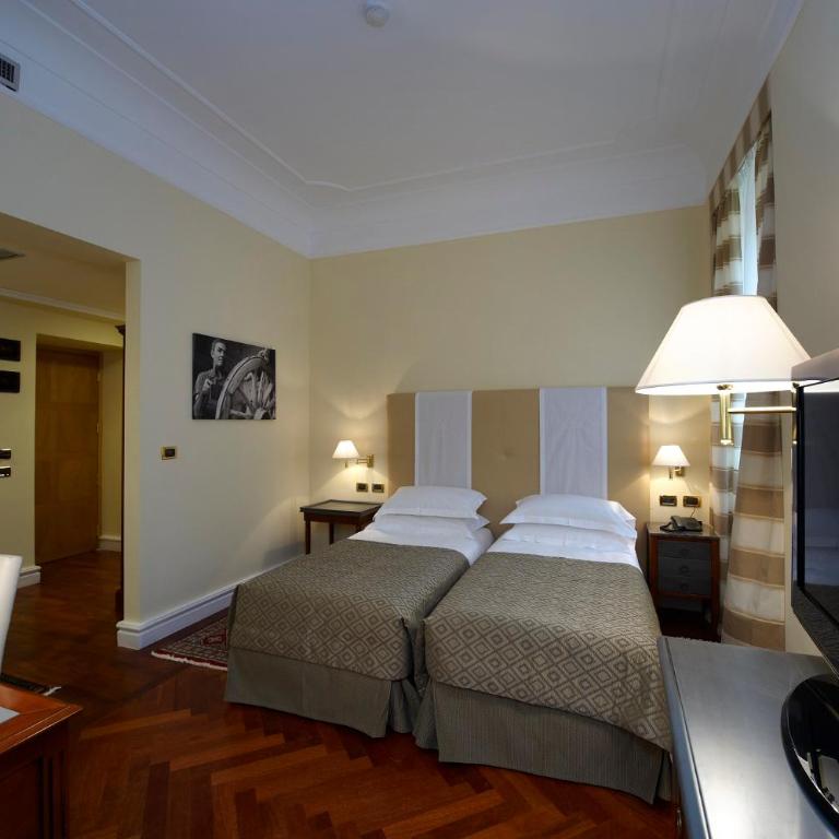Grand Hotel Piazza Borsa - Camera Executive Matrimoniale/Doppia con Letti singoli - 3