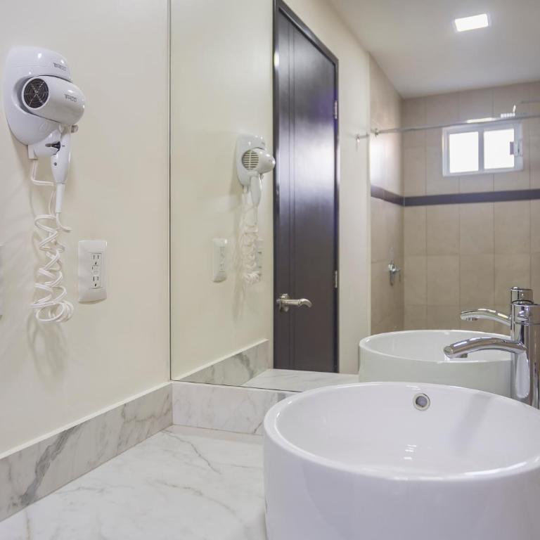 Smart Hotel Monterrey - Standard Two Beds - 8