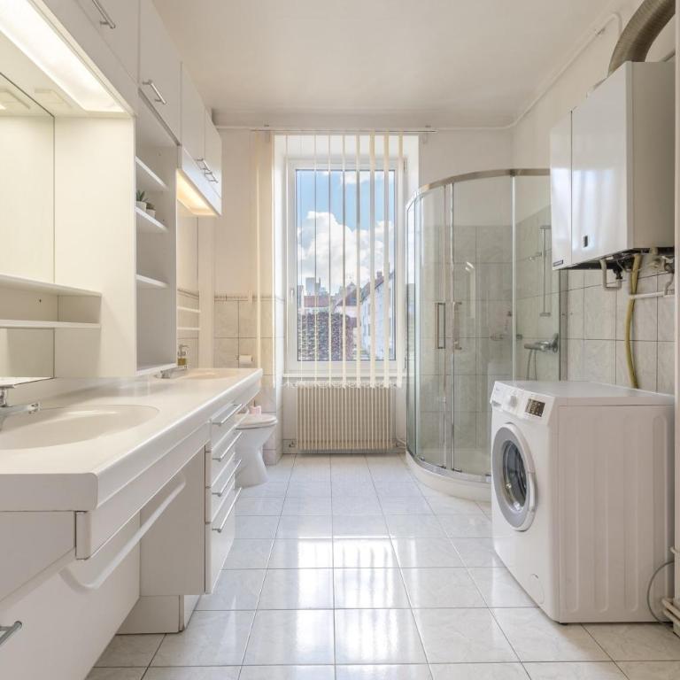 Travel Homes - The Wooden, Spacieux & bon quartier - Apartment - 9