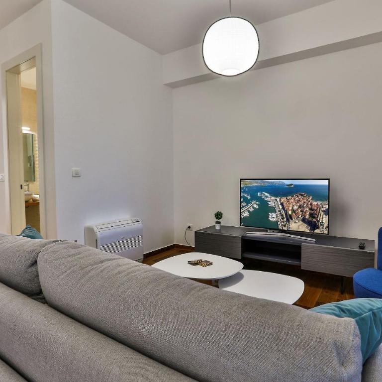 Royal Montesun Apartments - Penthaus Apartman - 9