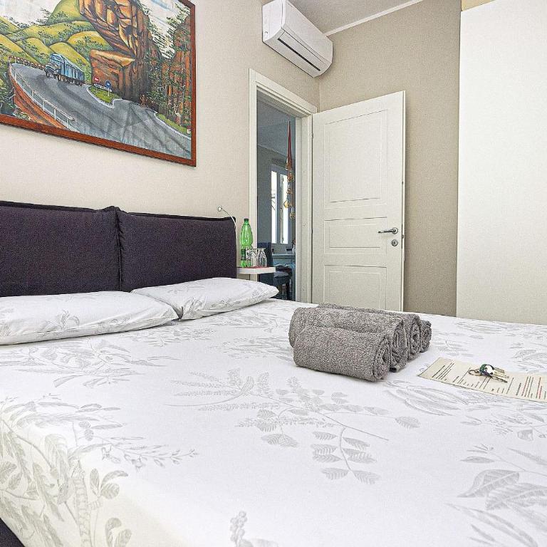Camera sopra il parco a 2 passi dal mare - Camera Matrimoniale con Bagno Privato - 6