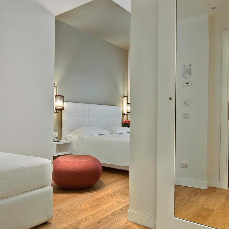 Hotel Caravel - Camera Tripla - 2
