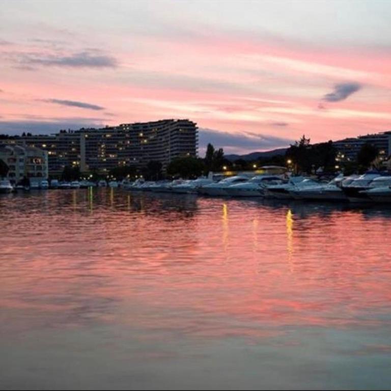 Luxury 3 pièce Garden Apartment in Cannes Marina - Appartement - Vue sur Mer - 16