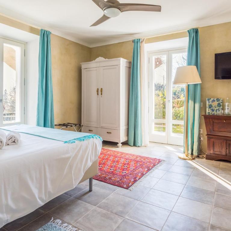 White Lilac Romantic B&B - Adults only - Camera Matrimoniale con Vista Lago Parziale - 3