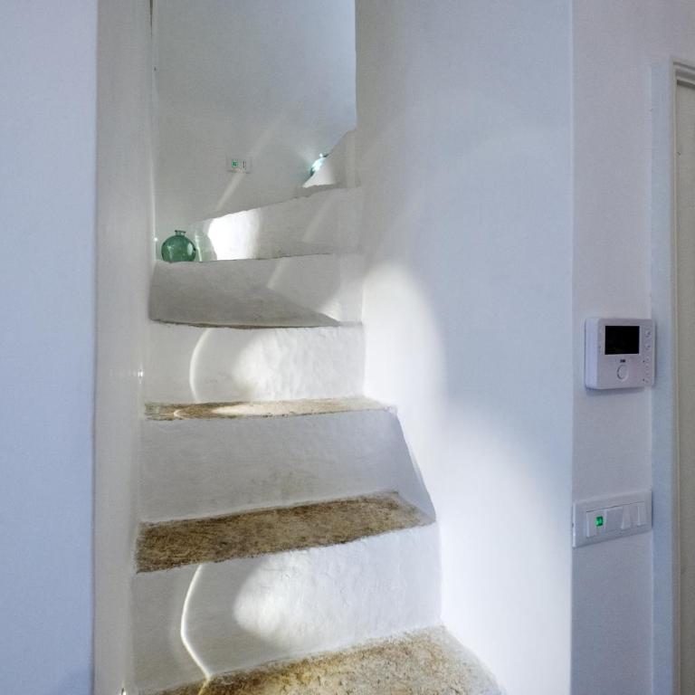 La Bella Ostuni Suites - Camera Matrimoniale Deluxe con Vasca - 21
