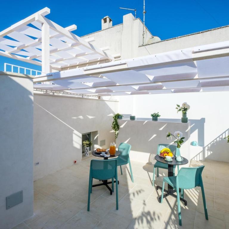 La Bella Ostuni Suites - Camera Matrimoniale Deluxe con Vasca - 38