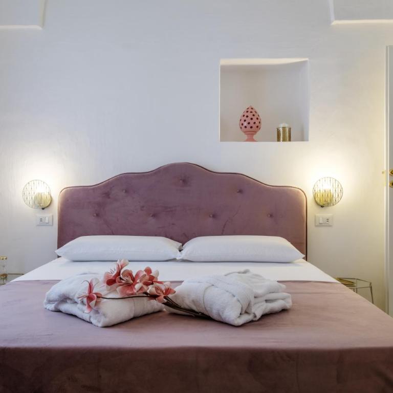 La Bella Ostuni Suites - Camera Matrimoniale Deluxe con Vasca - 9