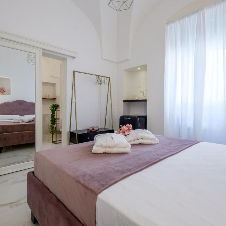 La Bella Ostuni Suites - Camera Matrimoniale Deluxe con Vasca - 11