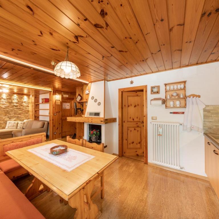 Majon d'Aisciuda - Appartamento con 3 Camere da Letto e Patio - 13