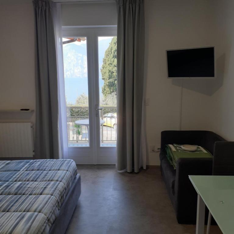 Residence Le Palme appartamenti - Monolocale con Vista Lago - 29