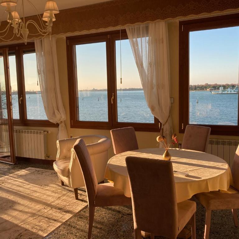 OASIS Golden Lagoon Chalet - Apartamento con balcón y vista a la laguna - 3