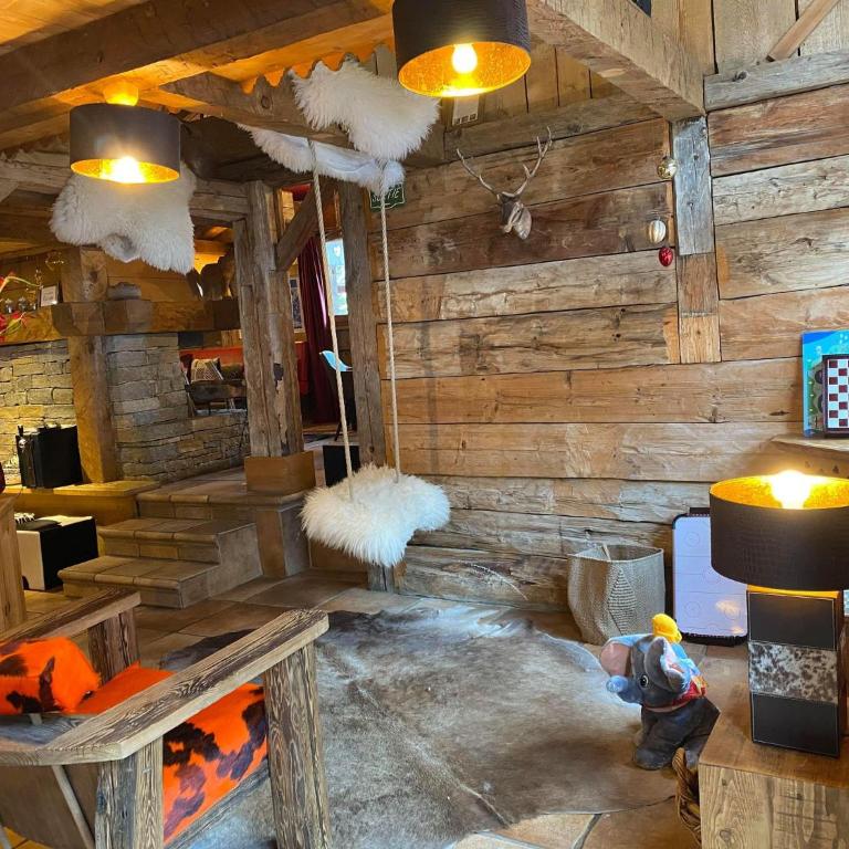 Chalet La Grange à Germaine - Propriétés Mont Amour - Chalet 5 Chambres - 65