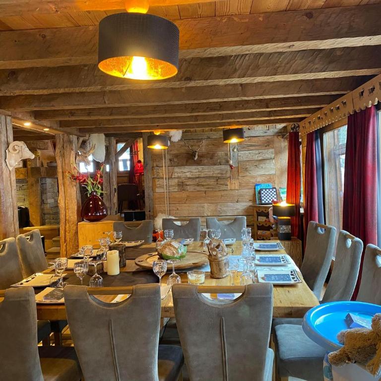 Chalet La Grange à Germaine - Propriétés Mont Amour - Chalet 5 Chambres - 70