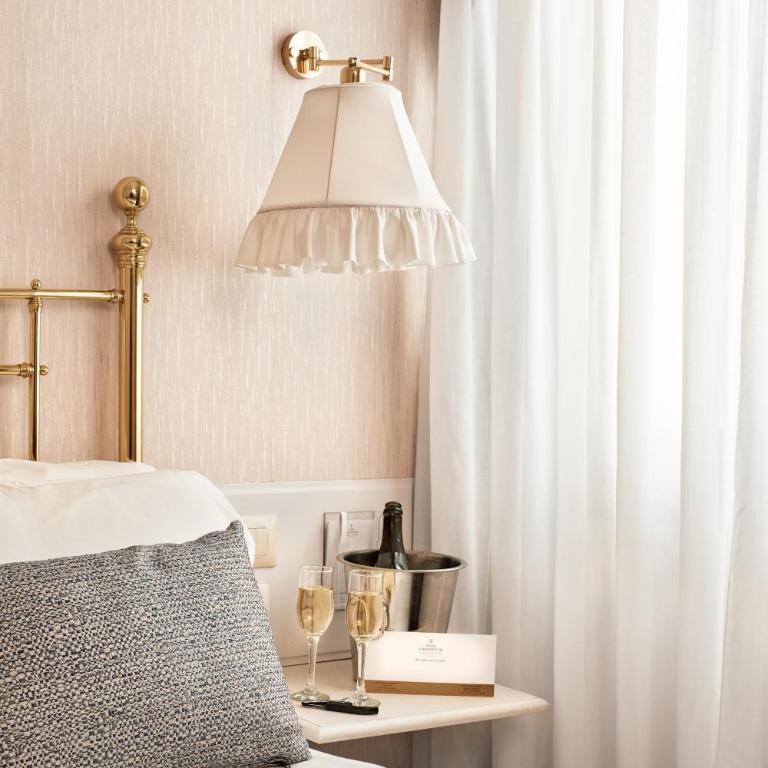 Hotel Continental Barcelona - Double Room Compaq with Double Bed - 1