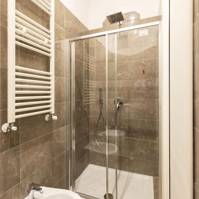 FJ Bianco Guest House - Camera Matrimoniale Standard - 5