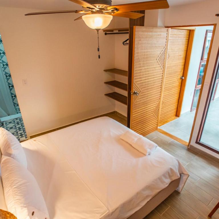 Muguet House Granada - Habitación Doble Deluxe - 13