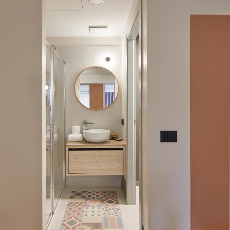 Residence Lido Hotel - Monolocale Comfort con Vista Lago Laterale - 1