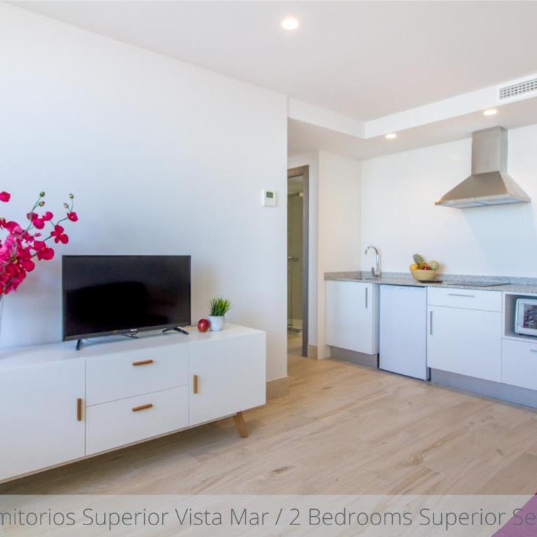 Apartamentos La Era Park - Apartamento Superior de 2 dormitorios con vistas al mar - 3
