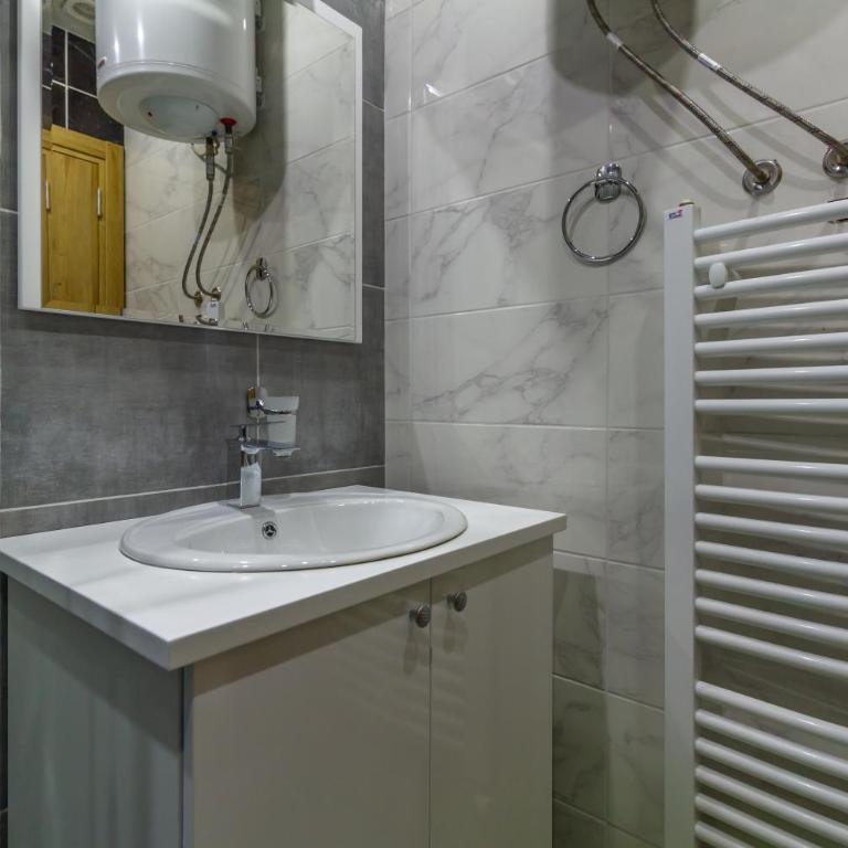 Nirvana CENTAR - Superior Apartment - 14