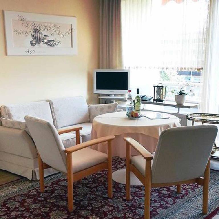 Kur- und Erholungs-Wohnanlage neben dem Johannesbad - Apartment mit Balkon - 4