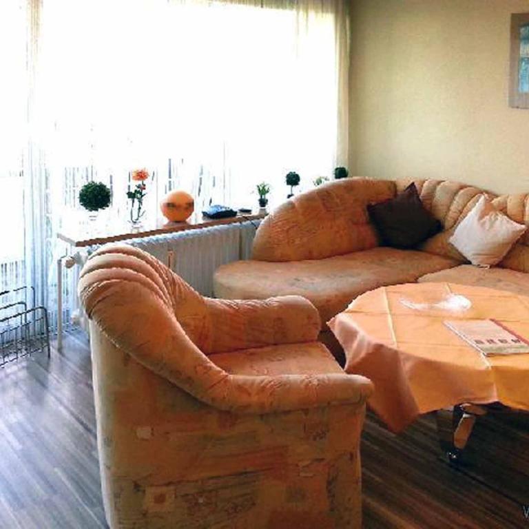 Kur- und Erholungs-Wohnanlage neben dem Johannesbad - Apartment mit Balkon - 6