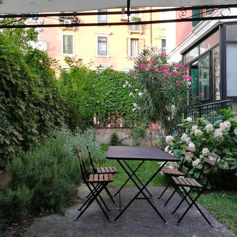 GuestHost - Accogliente appartamento a Dorsoduro con GIARDINO! - One-Bedroom Apartment - 15