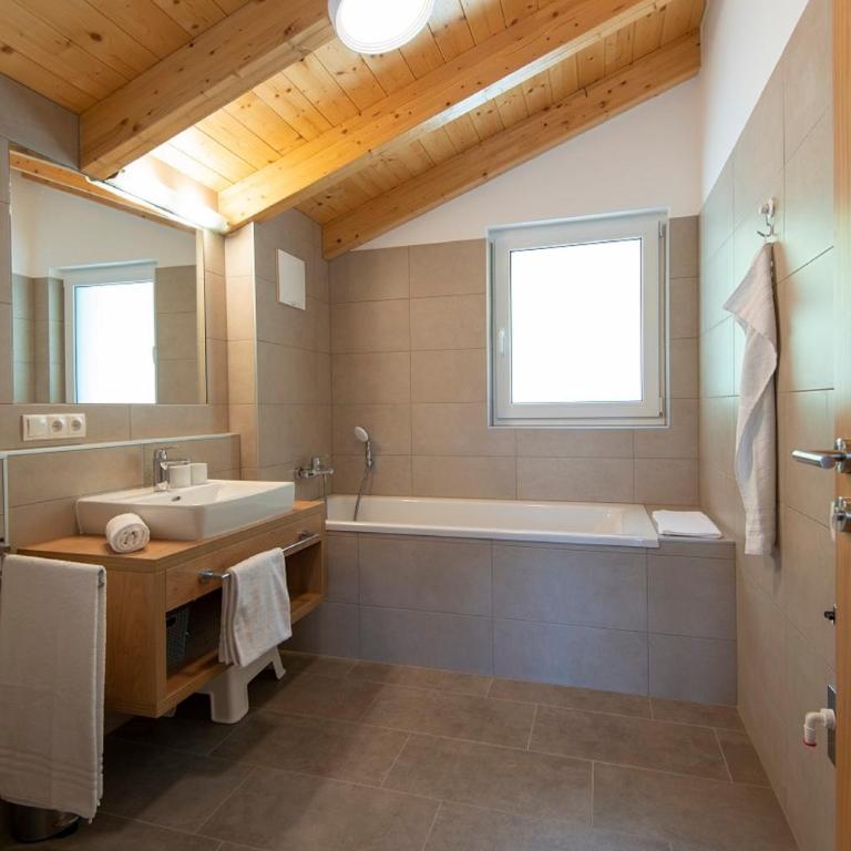 Apartment Dorf Wagrain Alpenleben by AlpenTravel - Comfort Penthouse-Apartment mit 2 Schlafzimmern - 2