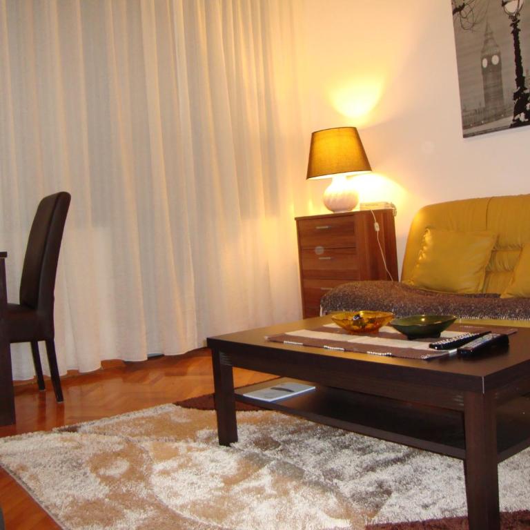 Centre Point Apartment - Two-Bedroom Apartment - 3