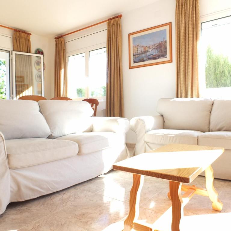 Villa Nerea with air conditioning & private swimming pool only 400m to the beach ideal for families - Villa - 4