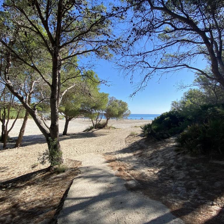 Villa Nerea with air conditioning & private swimming pool only 400m to the beach ideal for families - Villa - 90