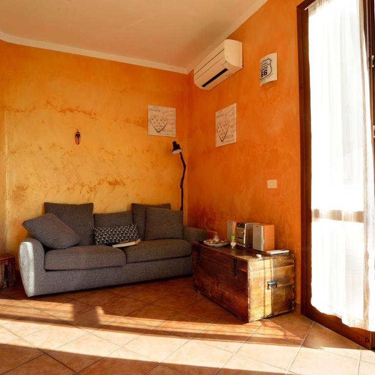 Casa con grande terrazza, AC, wifi, posto auto e vicino al mare - Casa con 1 Camera da Letto - 5