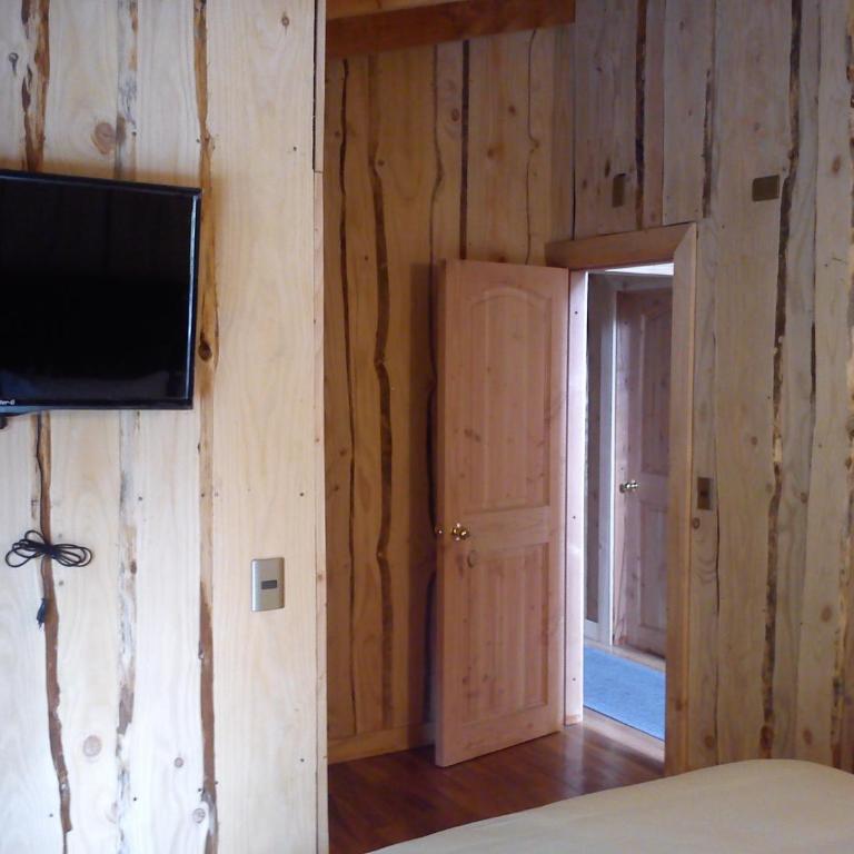 Hostal Los Alamos Neltume - Habitación Doble - 6