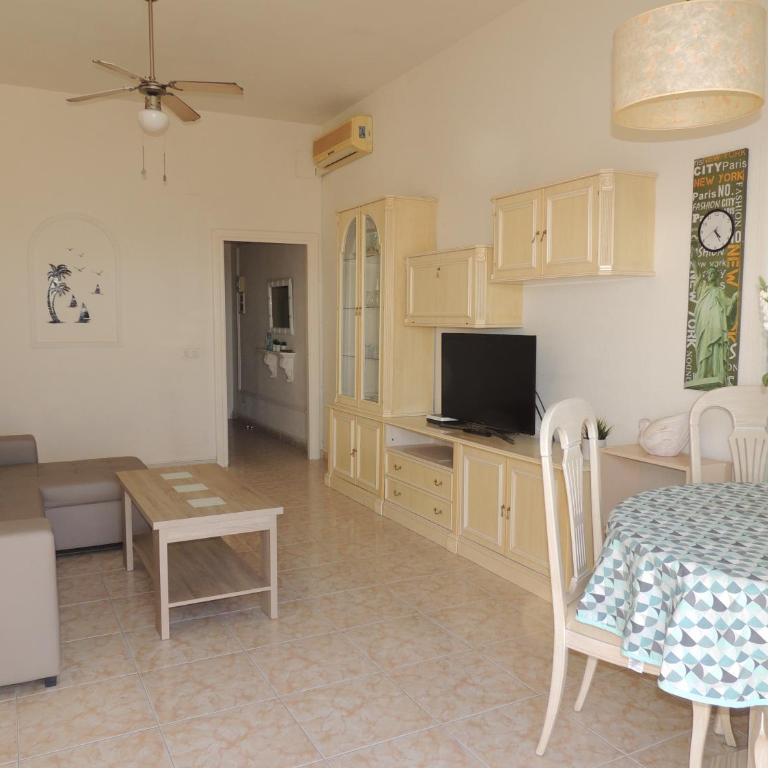 Ole Playa 5A Beach Front - A pie de playa, sea views - Vistas al mar, Puerto Marina - Apartamento de 2 dormitorios - 13