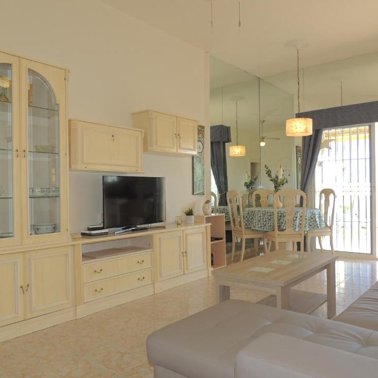 Ole Playa 5A Beach Front - A pie de playa, sea views - Vistas al mar, Puerto Marina - Apartamento de 2 dormitorios - 12