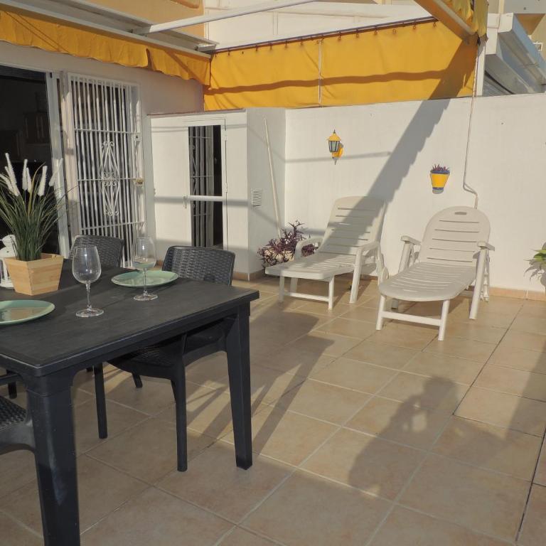 Ole Playa 5A Beach Front - A pie de playa, sea views - Vistas al mar, Puerto Marina - Apartamento de 2 dormitorios - 8