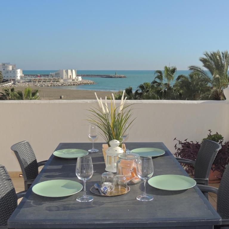 Ole Playa 5A Beach Front - A pie de playa, sea views - Vistas al mar, Puerto Marina - Apartamento de 2 dormitorios - 9
