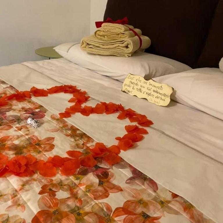 Alla dimora di Chiara Suite and Rooms - Suite Deluxe con Vasca Idromassaggio - 4