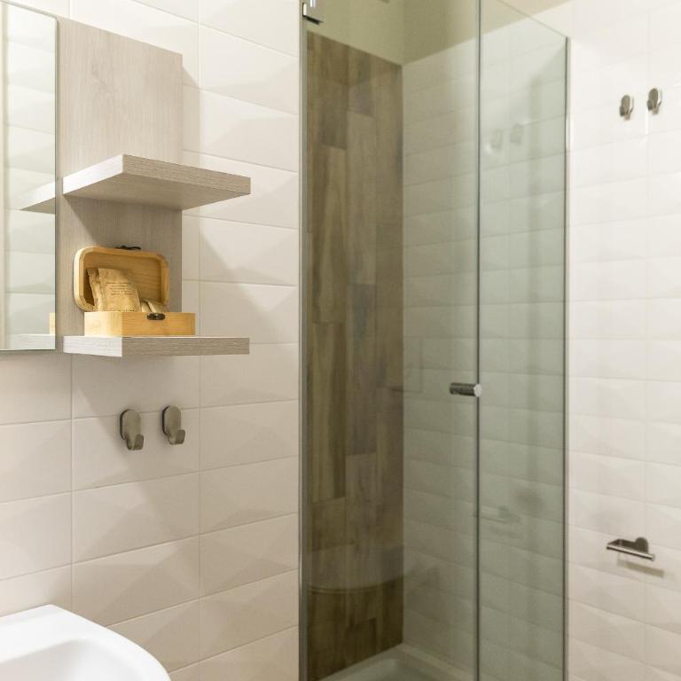B&B Radici - Camera Matrimoniale con Bagno Privato - 2