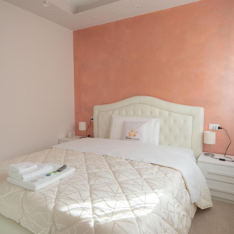 Klemi, rooms in old town Dolomia best home Check in automatico - Camera Matrimoniale con Bagno Privato - 15