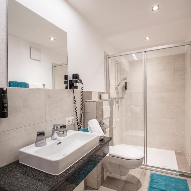 Apart Auszeit - Apartment mit 2 Schlafzimmern und Terrasse - 12