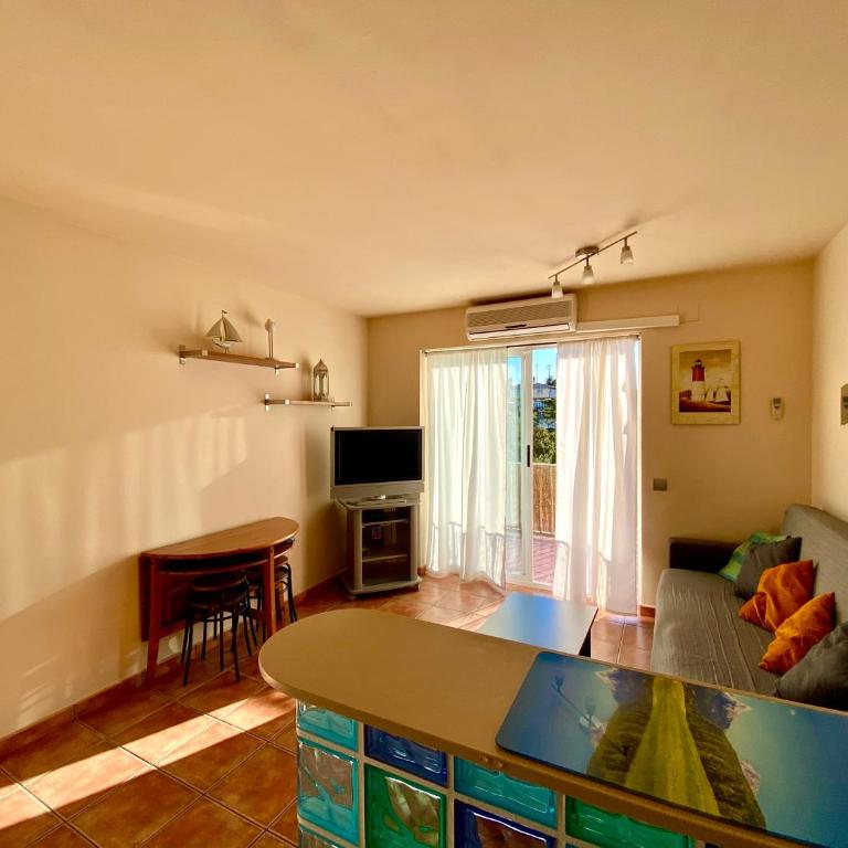 Apartamento con vistas a Mar en Lloret de Mar - Apartamento con vistas a la piscina - 14