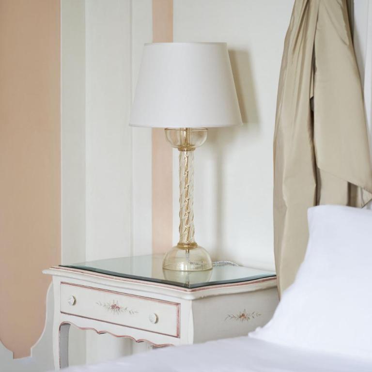 Hotel Cipriani, A Belmond Hotel, Venice - Junior Suite Lagoon View with Balcony or Terrace - 2