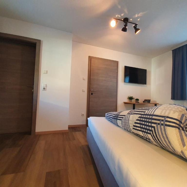 Beim Nannerl - Two-Bedroom Apartment - 4